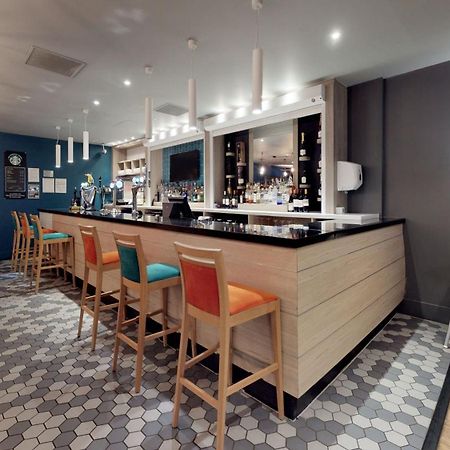 Holiday Inn Runcorn M56 Junction 12 By Ihg Экстерьер фото