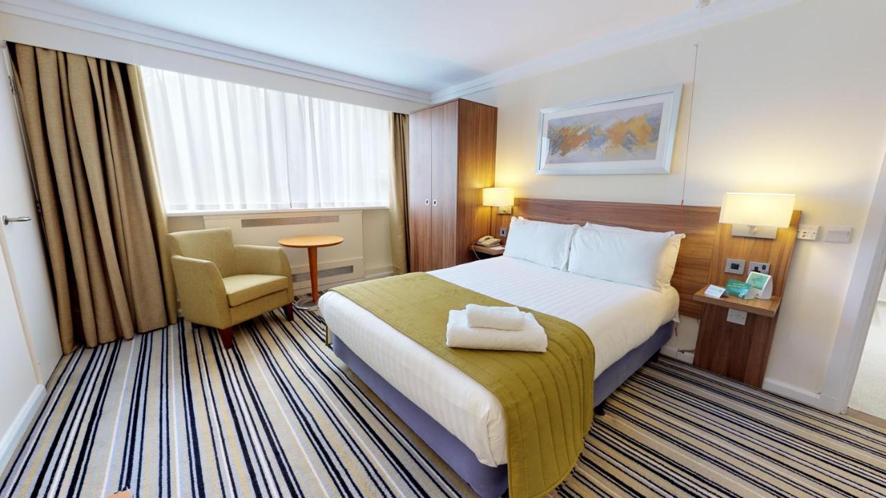 Holiday Inn Runcorn M56 Junction 12 By Ihg Экстерьер фото