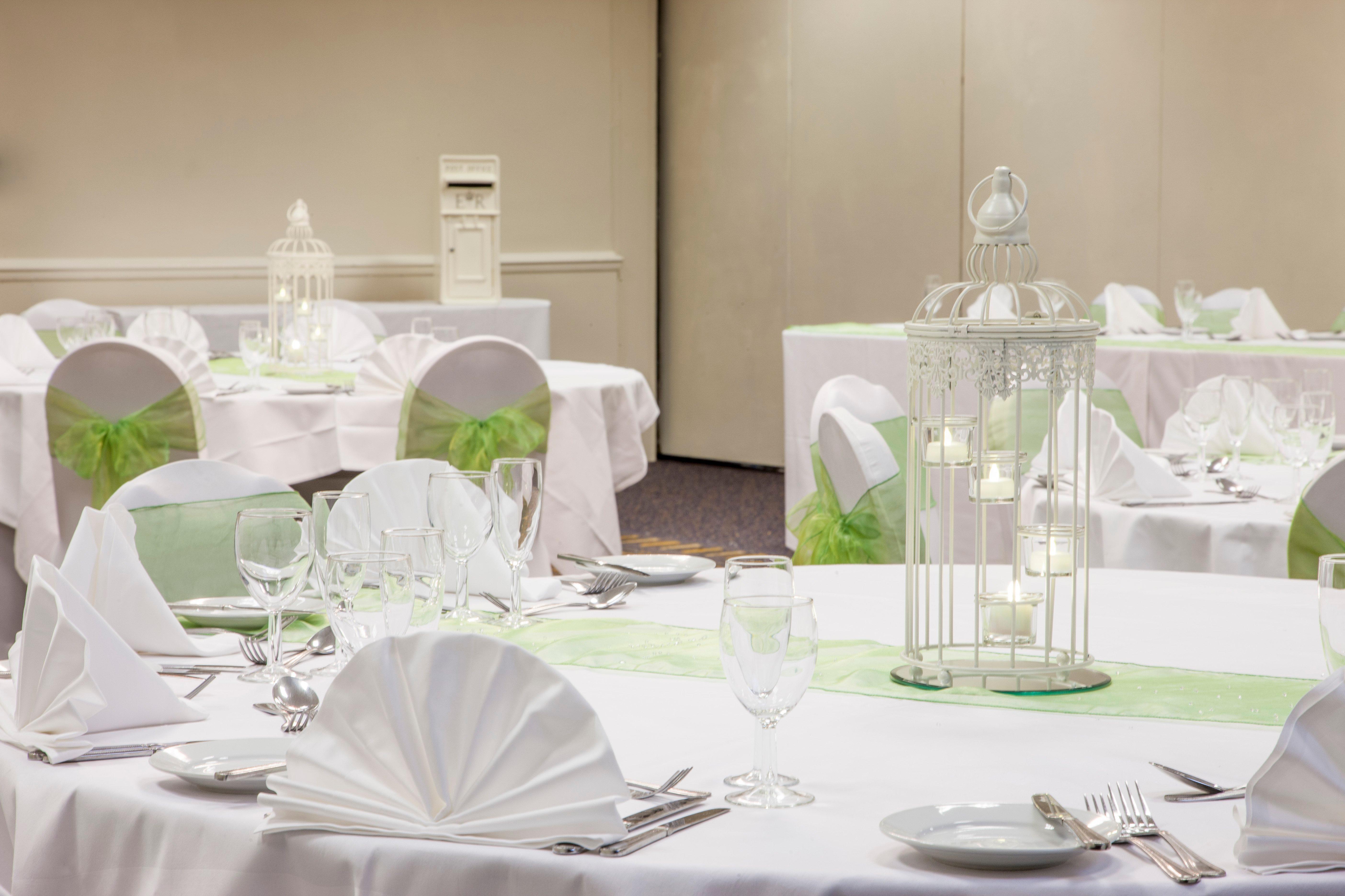Holiday Inn Runcorn M56 Junction 12 By Ihg Экстерьер фото