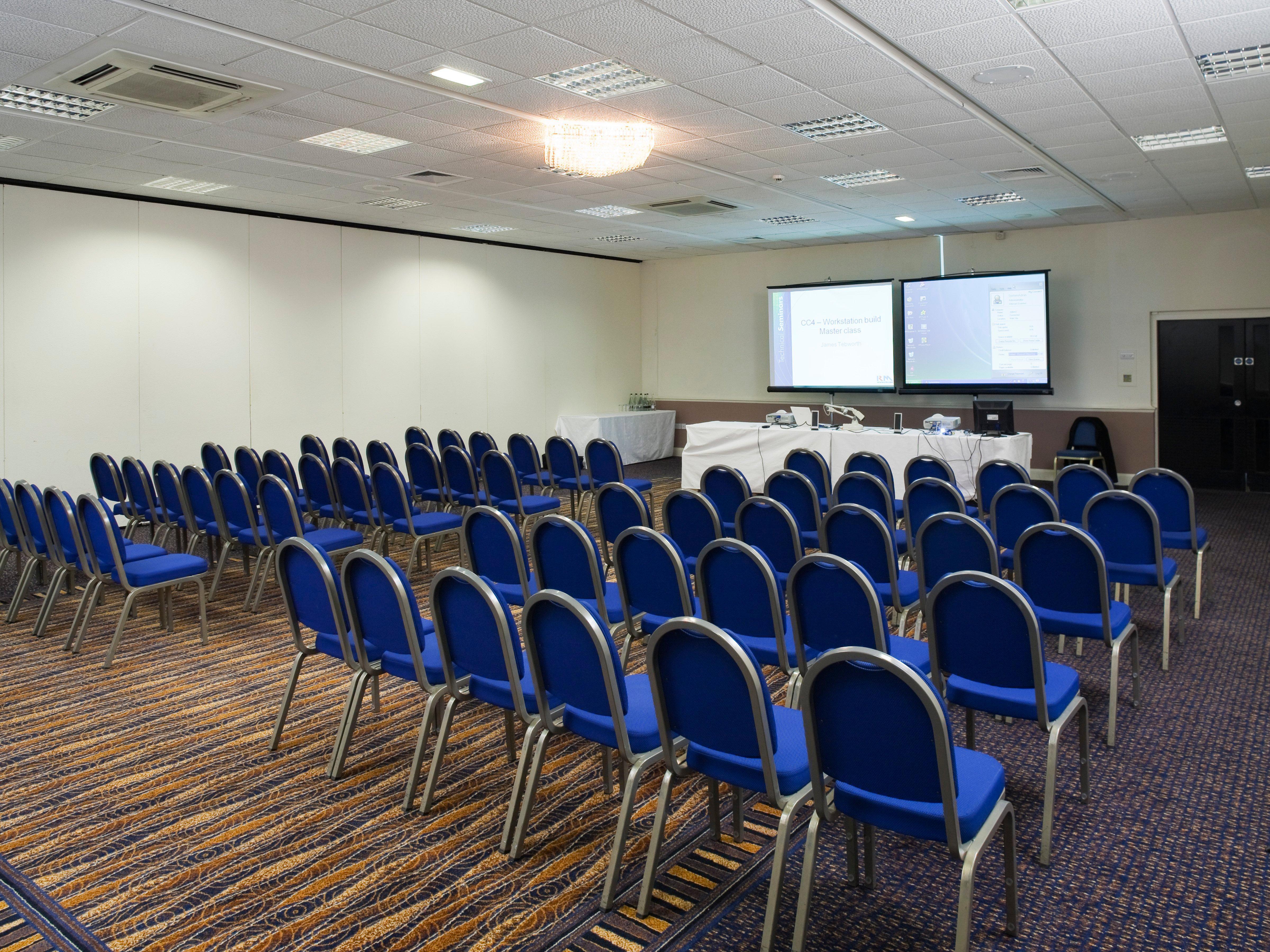 Holiday Inn Runcorn M56 Junction 12 By Ihg Экстерьер фото