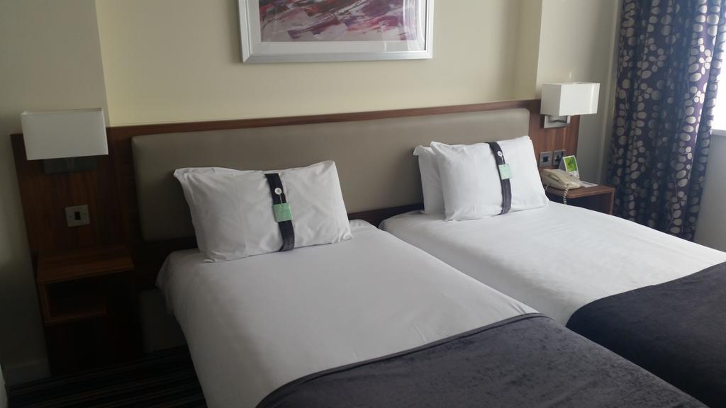 Holiday Inn Runcorn M56 Junction 12 By Ihg Номер фото
